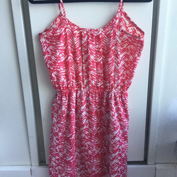 Pink and white summer dress - Picture 2 of 2